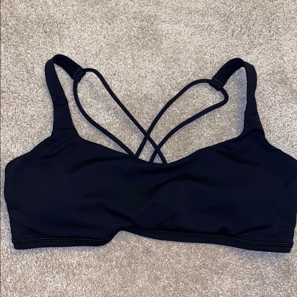 Lululemon free to be bra size 10 includes padding
